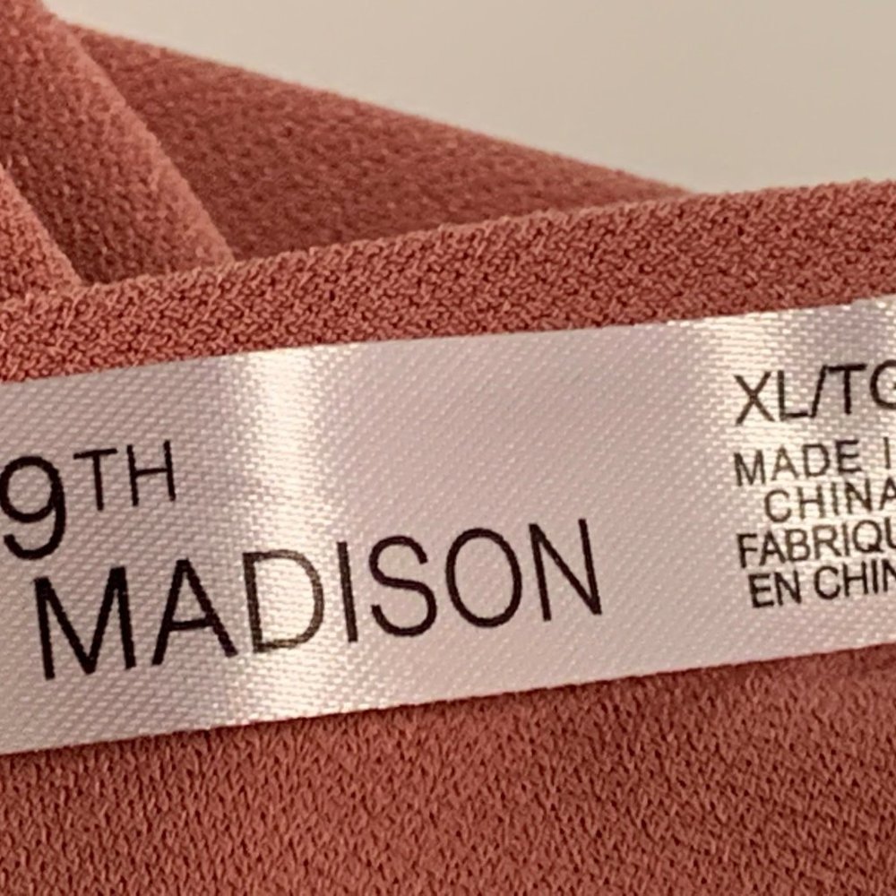 89TH & MADISON ROSE PINK BLOUSE W/LARGE SILVER TEXTURED BUTTONS NWT XL - Picture 4 of 4